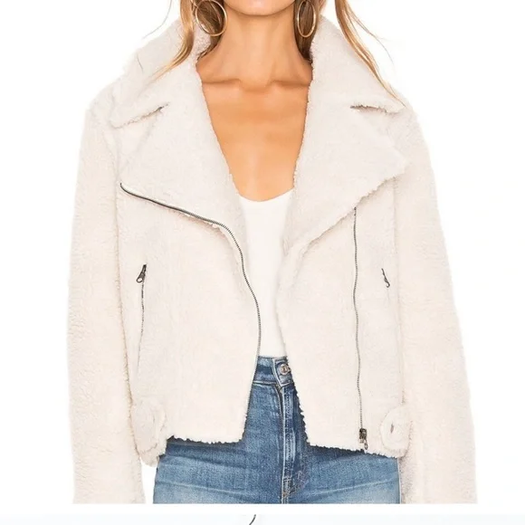 ASTR the Label Brooklyn Faux Fur Moto Jacket in Ivory Size Small Pre-Loved - Picture 6 of 13